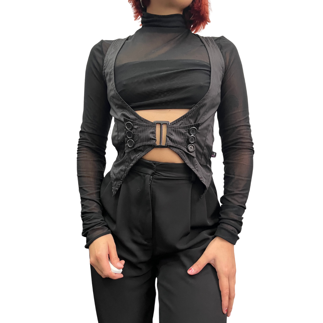 VEST M